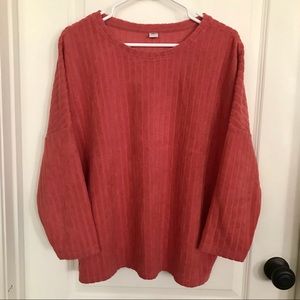 A lovely & comfortable Old Navy orange 3/4 blouse, size large.